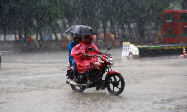 বৃষ্টি ও তাপমাত্রা নিয়ে যে বার্তা দিল আবহাওয়া অফিস