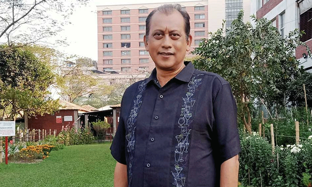 সমু চৌধুরী মানসিক ভারসাম্যহীন নন, তিনি মাজারভক্ত