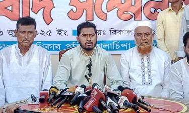 কর্মীদের উপর হামলা ও ভাংচুরের প্রতিবাদে নূরের সংবাদ সম্মেলন