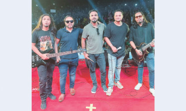 ইউরোপের পর এবার কানাডায় অ্যাশেজ