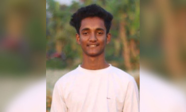 ফরিদপুরে মোটরসাইকেল-মাইক্রোবাস সংঘর্ষে স্কুলছাত্র নিহত