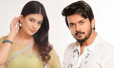 দর্শকরা চান আমরা যেন বিয়ে করে ফেলি : মন্দিরা