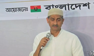 বক্তব্য দেন বিএনপির যুগ্ম মহাসচিব শহীদ উদ্দীন চৌধুরী এ্যানি