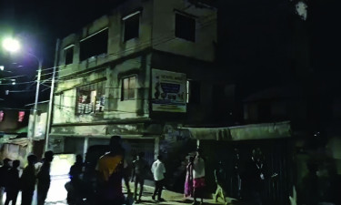 কক্সবাজারে চোলাই মদের ডেরায় সেনাবাহিনীর অভিযান