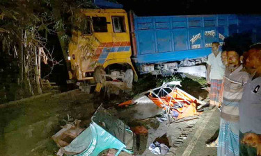 জয়পুরহাটে ট্রাক-ট্রাক্টর-অটোরিকশার ত্রিমুখী সংঘর্ষে নিহত ১, আহত ৫