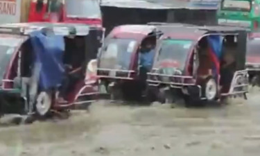 বৃষ্টি হলেই তলিয়ে যায় পর্যটন নগরী কক্সবাজারের গুরুত্বপূর্ণ এলাকা