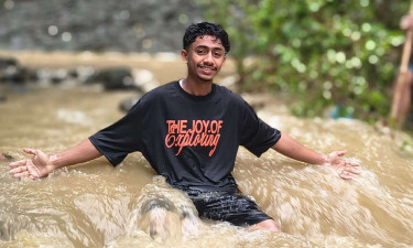 নাইক্ষ্যংছড়িতে ঝর্ণা দেখতে গিয়ে স্রোতে ভেসে কিশোর নিখোঁজ