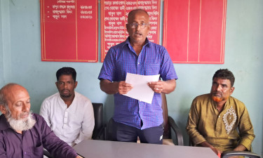 যৌথ বাহিনীর হাতে আটক ছাত্রদল নেতার মুক্তির দাবি জানালেন বাবা