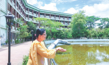 মুনমুন আহমেদের প্রতিবাদ