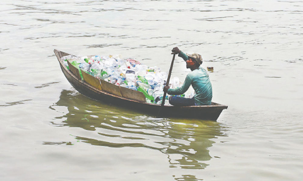 প্লাস্টিক সংগ্রহ