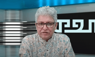 ড. ইউনূস নিজের অবস্থান কোথায় নামাচ্ছেন—বুঝতে পারছেন : মাসুদ কামাল