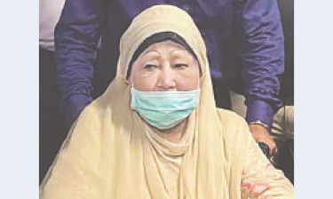 হাসপাতালে স্বাস্থ্য পরীক্ষা করালেন খালেদা জিয়া