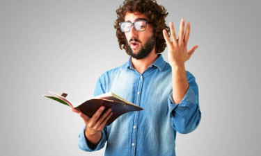 বই ধরলেই ঘুম পায়? মনোযোগ বাড়াতে কী করবেন