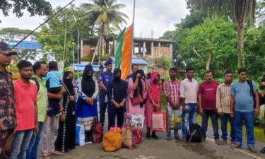 দেশে ফিরেছেন ত্রিপুরায় আটক ৬ নারীসহ ১৪ বাংলাদেশি