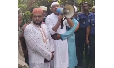 মায়ের দাফনে অংশ নিতে ৩ ঘণ্টার প্যারোলে মুক্ত যুবলীগ নেতা