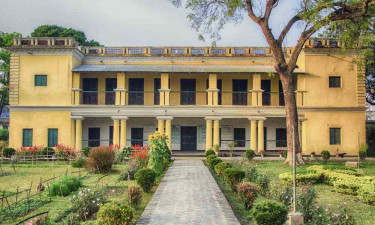 মারধর-শ্লীলতাহানির অভিযোগে রবীন্দ্র কাছারিবাড়ির ১০ স্টাফের বিরুদ্ধে মামলা