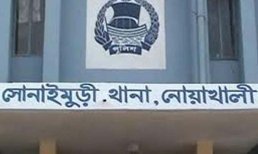 সিঁধ কেটে ঘরে ঢুকে বৃদ্ধাকে হত্যা