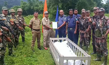 সীমান্তে গাছে ঝুলে থাকা যুবকের লাশ ফেরত দিল বিএসএফ