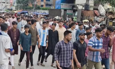 আওয়ামী লীগের বিচারের দাবিতে ছাত্রদলের বিক্ষোভ মিছিল