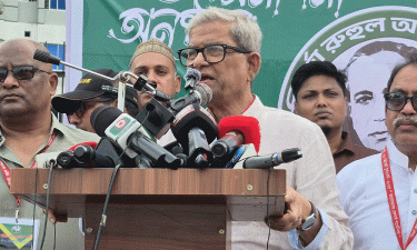 ক্রীড়াঙ্গন রাজনীতিমুক্ত হওয়া উচিত : মির্জা ফখরুল