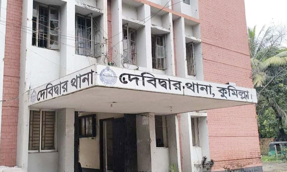 দেবীদ্বারে শৌচাগারে ঢুকে মাদরাসাশিক্ষার্থীর আত্মহত্যা