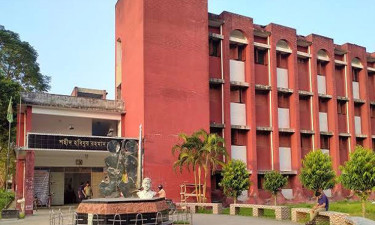 বান্ধবীকে নিয়ে রাবির হলে রাত্রিযাপন ছাত্রের, অতঃপর...
