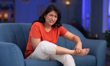 পায়ে যে চার লক্ষণ বলে দেবে ভিটামিন ‘ডি’-এর ঘাটতি