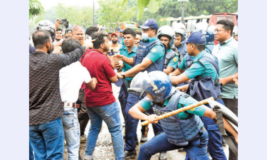 সড়ক অবরোধে দিনভর দুর্ভোগ, কাল নতুন কর্মসূচি