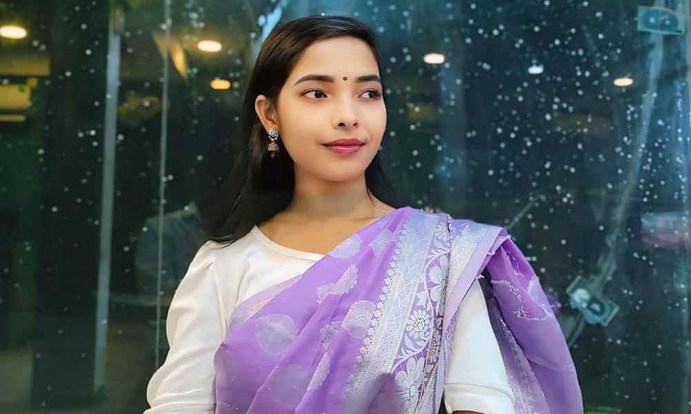 লঞ্চ থেকে নদীতে ঝাঁপ দেওয়া কলেজছাত্রীর মরদেহ উদ্ধার, মৃত্যুরহস্য ঘিরে ধোঁয়াশা