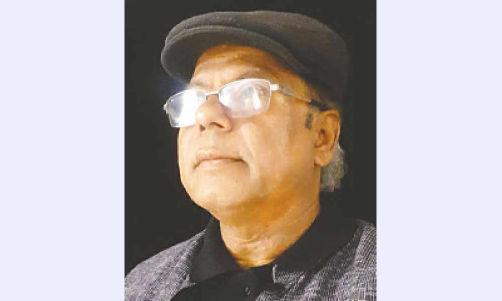 আতঙ্ক ঠেলে জেগে উঠছে তেহরান