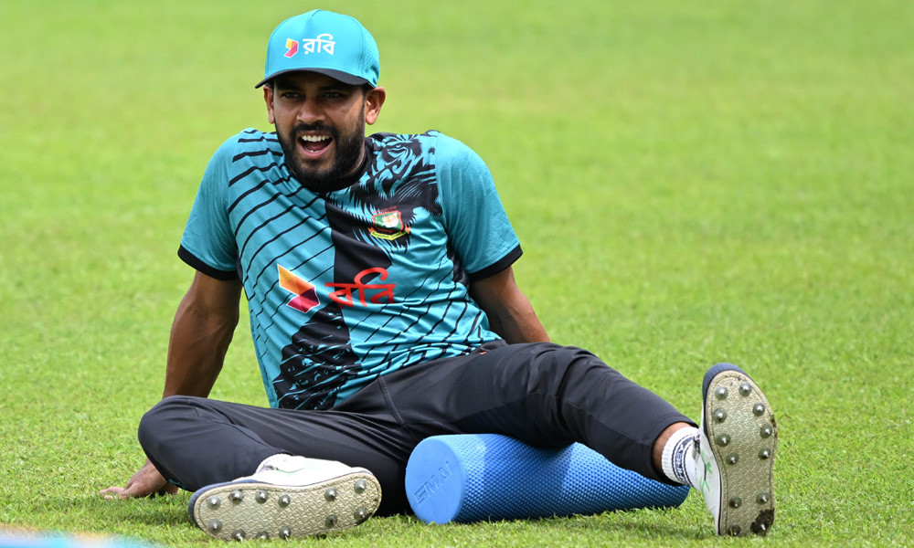 মিরাজকে হুমকি মনে করছেন না শ্রীলঙ্কার অধিনায়ক
