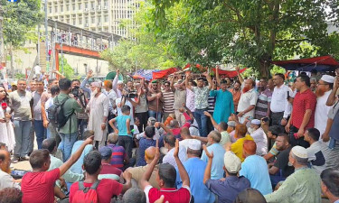ফের শাহবাগে চাকরিচ্যুত বিডিআর সদস্যরা