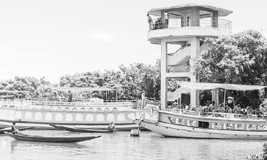 সরকার ১০ বছর রাজস্ববঞ্চিত