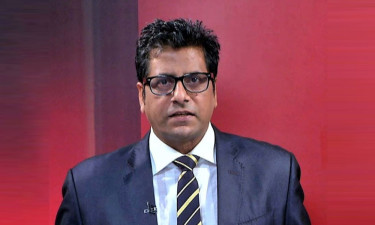 প্রধানমন্ত্রী ও বিরোধীদলীয় নেতার ব্যবধান কমাতে হবে : আনিস আলমগীর