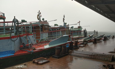 দৌলতদিয়া-পাটুরিয়া নৌ রুটে লঞ্চ চলাচল বন্ধ