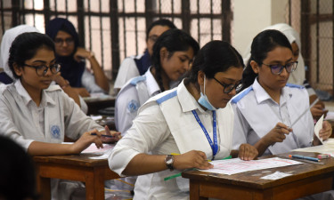 বরিশালে এইচএসসি পরীক্ষার প্রথম দিনে ১ হাজার ২৯  পরীক্ষার্থী অনুপস্থিত