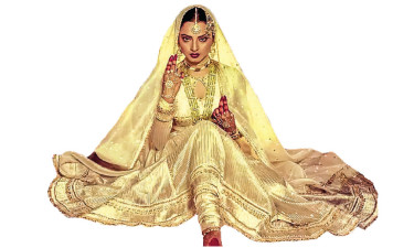 ৪৪ বছর পর ফের উমরাও জান