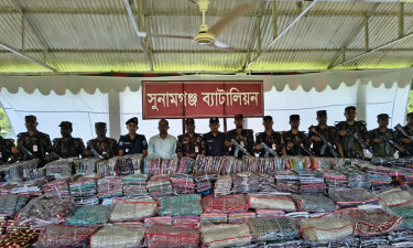 সুনামগঞ্জে সাড়ে ৫ কোটি টাকার চোরাই পণ্য জব্দ