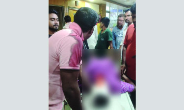 ঘরে ঢুকে ইউপি চেয়ারম্যানের বৃদ্ধা মাকে কুপিয়ে স্বর্ণালংকার লুট