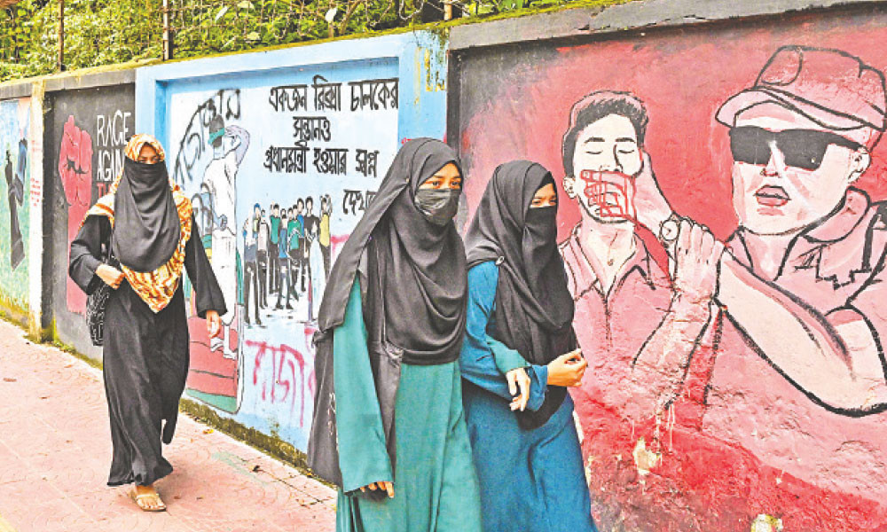 দেয়ালে আঁকা জুলাই গণ-অভ্যুত্থানের বিভিন্ন চিত্র