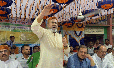 ‘দেশের মানুষ সরকার নির্বাচিত করতে অধীর আগ্রহে অপেক্ষা করছে’