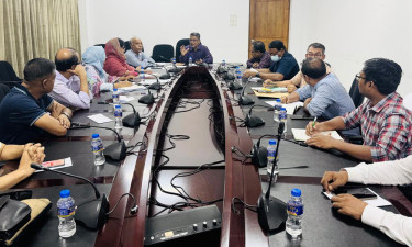 ডাকসু নির্বাচন : অংশীজনদের সুপারিশ পর্যালোচনা রিটার্নিং কর্মকর্তাদের
