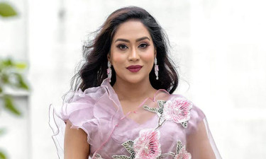 চলচ্চিত্র অনুদান কমিটি থেকে পদত্যাগ করেছেন জাকিয়া বারী মম