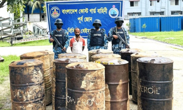 চট্টগ্রামে ৩ হাজার ১৭০ লিটার অকটেনসহ পাচারকারী আটক
