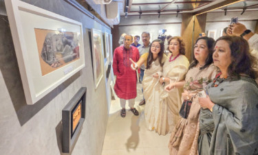 উত্তরায় কয়লার ওপর প্রত্নতাত্ত্বিক চিত্র প্রদর্শনী উদ্বোধন