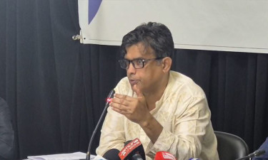 গণমাধ্যম সংস্কার প্রতিবেদন নিয়ে কথা বলছেন প্রেস সচিব