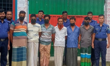 সিরাজগঞ্জে ৬ জুয়াড়ি আটক