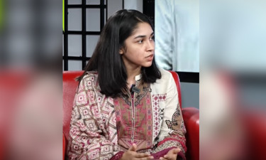 ‘তুমি কান্না করলে আমরাও ভেঙে পড়ব’