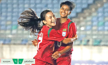 ঋতুপর্ণাদের সংবর্ধনার প্রস্তুতি