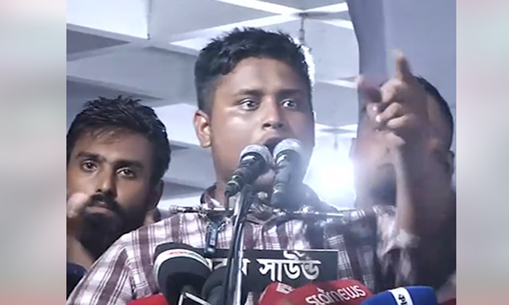 ডিসি-এসপিরা চিপায় পড়ে ভালো ব্যবহার করছেন : হাসনাত
